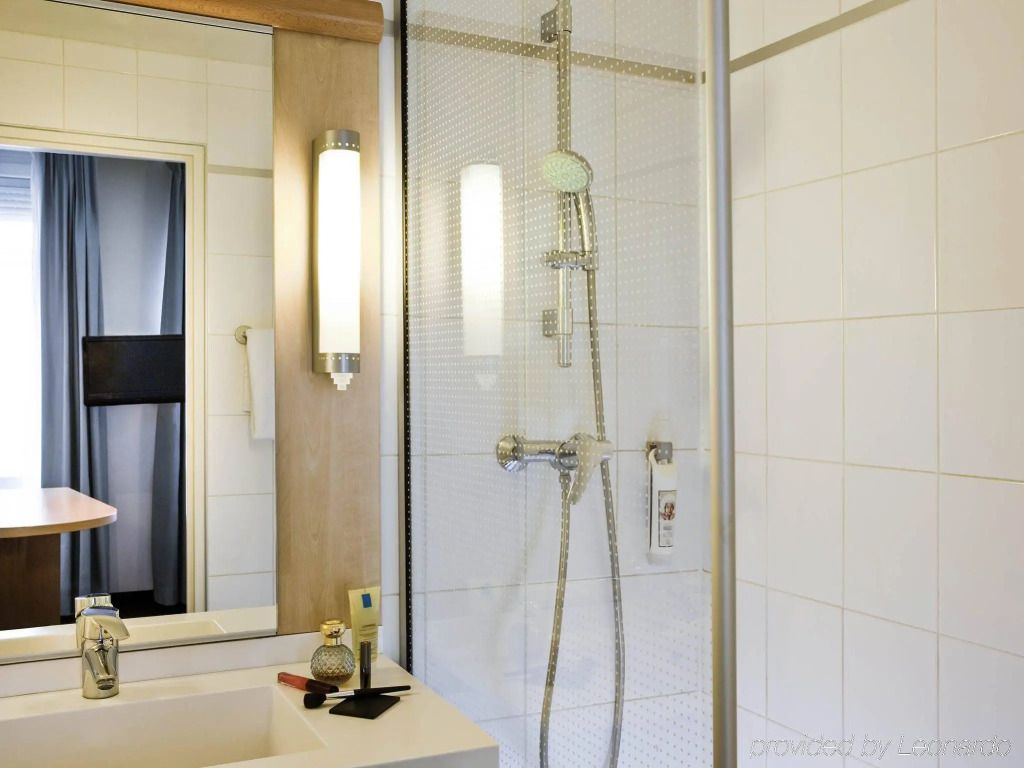 ibis Dieppe Le Val Druel