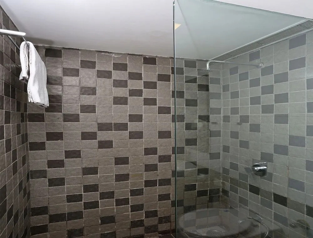 OYO 10690 Florence Hotel