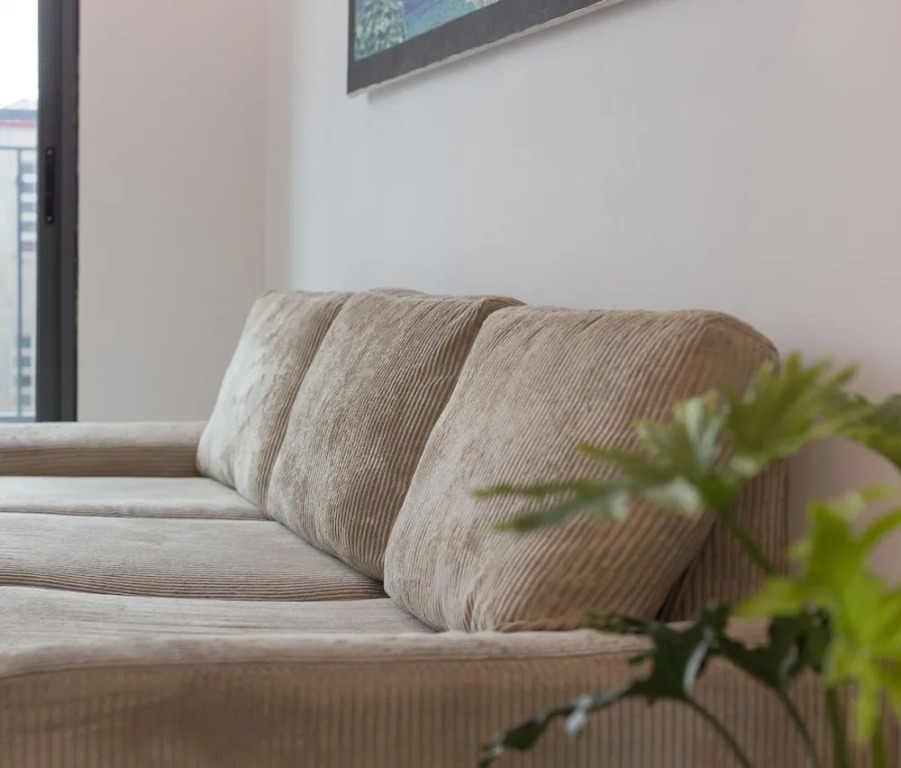 ONE 18 Ngoc Lam Apartment