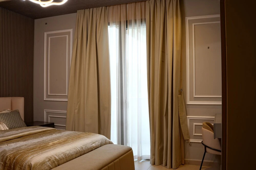 Stylish 1 BR for rent G005