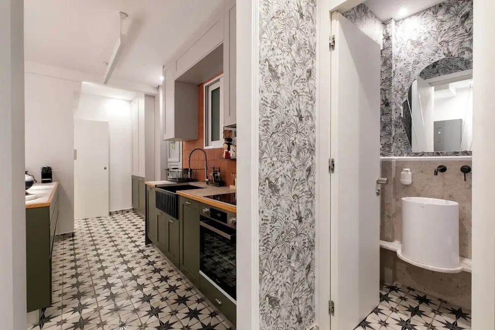 Elysia  - 2-Br Apt & Balcony in Athens