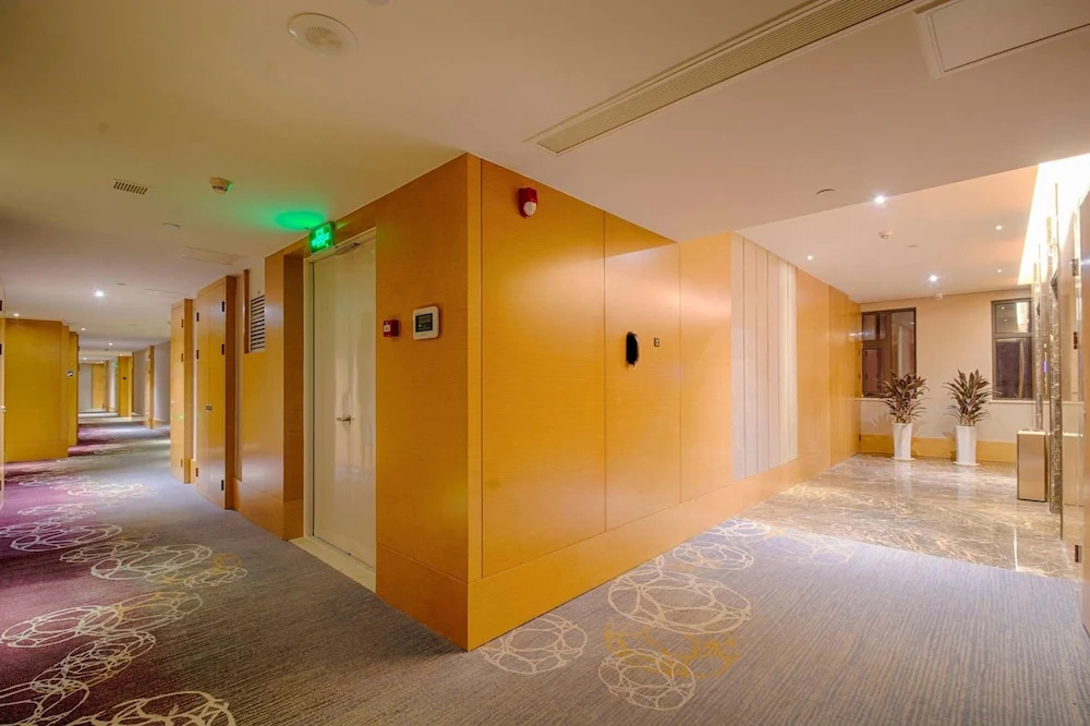 Ramada Encore Lingbao