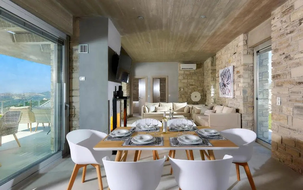 Kouros n Kori Villas