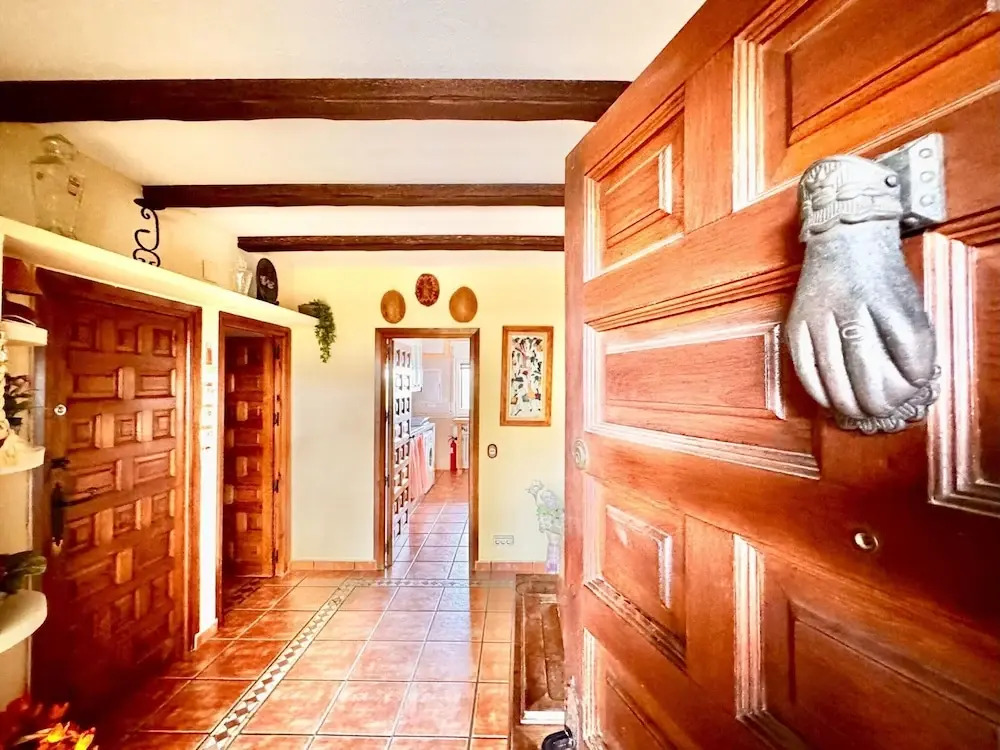 Rural Apartment With Private Garden