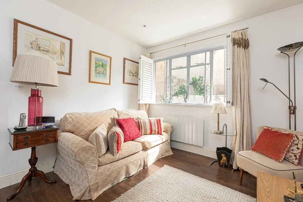 Cosy 1-bed Apartment Near Sloane Square in Chelsea