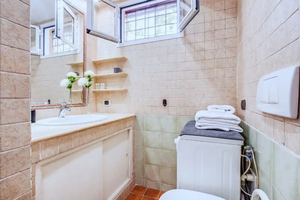 Charming Little Flat in the Heart of Trastevere