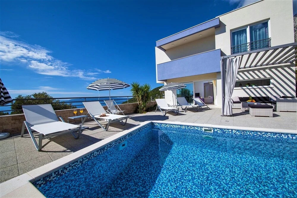 Villa Red