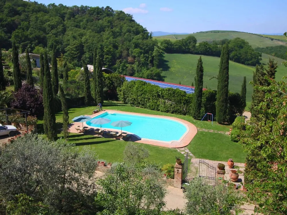 Farmhouse in Montalcino with Pool and Garden