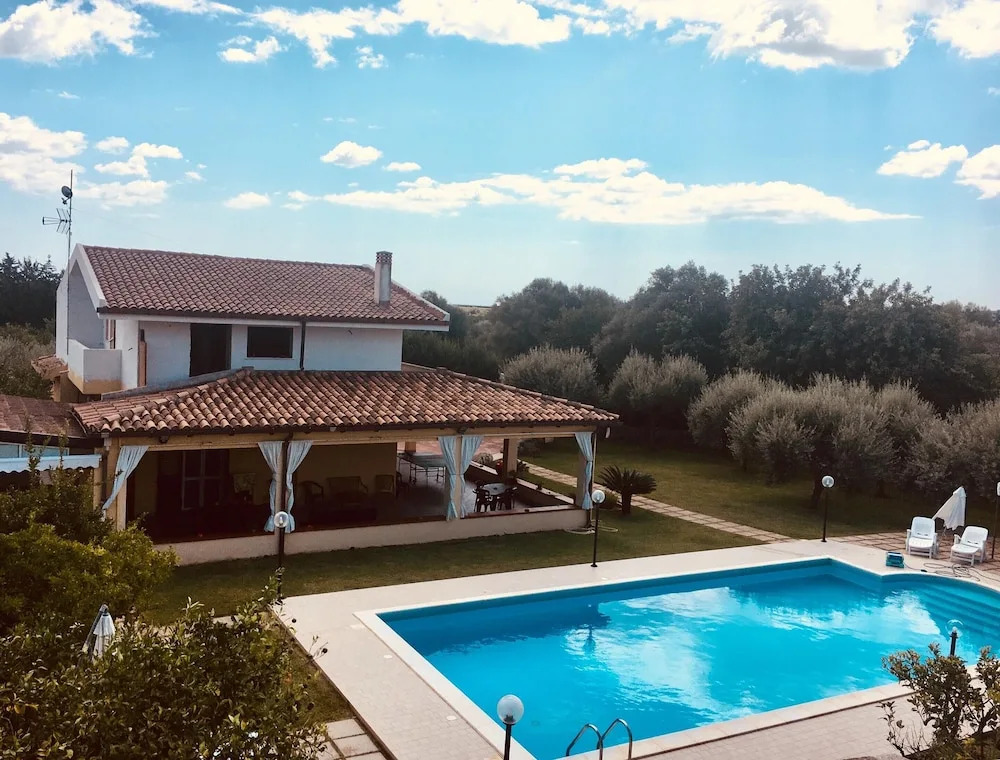 Villa With 3 Bedrooms in Floridia, With Wonderful Mountain View, Priva