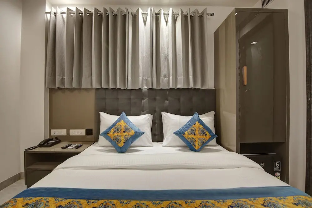 Hotel Kaca Inn - Near New Delhi Railway Station & Connaught Place