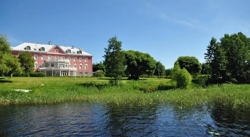 Hotel Ruusuhovi