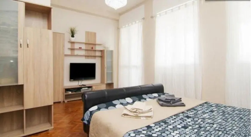 Central wonderland flat