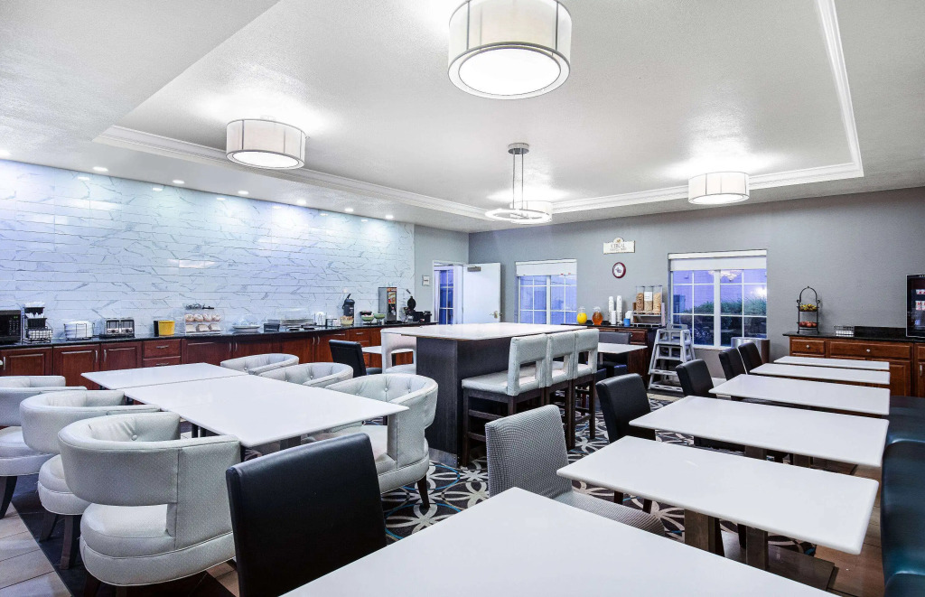 La Quinta by Wyndham Bowling Green