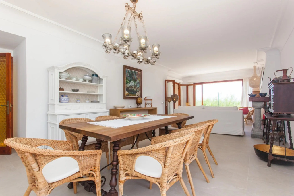 Villa Cabrera With Private Pool 12 Pax