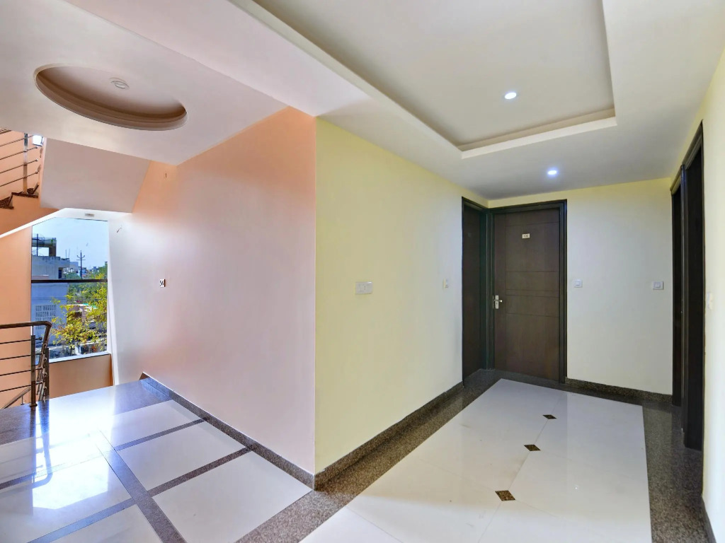 Townhouse 828 Hotel Stay Fine