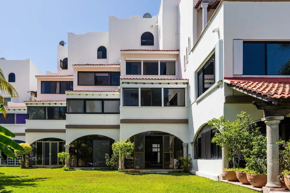 Charming Mexican Villa with the best location