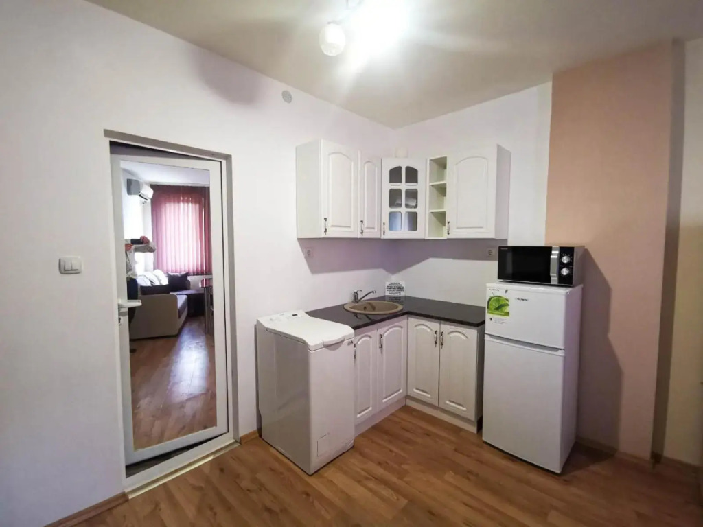 Central Apartment 4