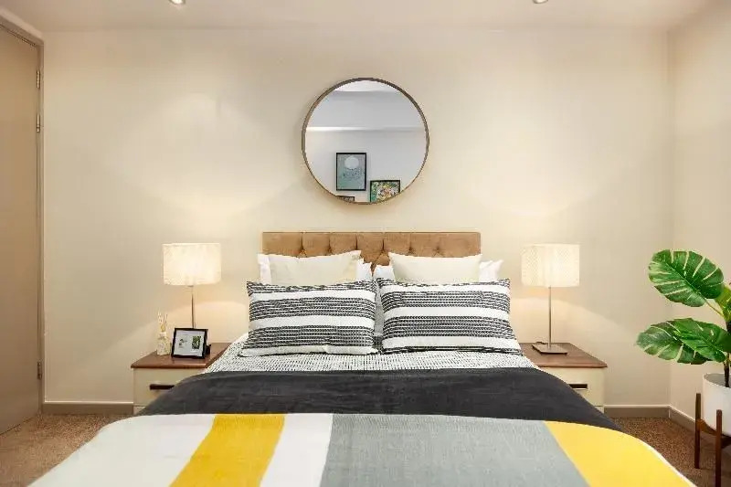 Luxurious Lawrence House Serviced Apartment