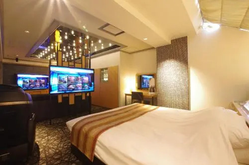 BlueHotel sjupri:m