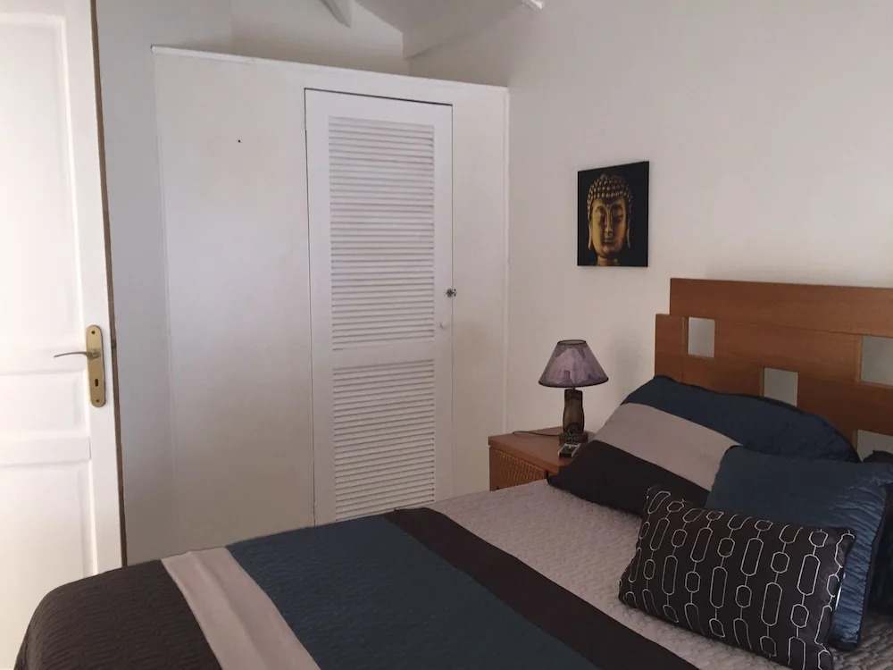 Idolem Residence