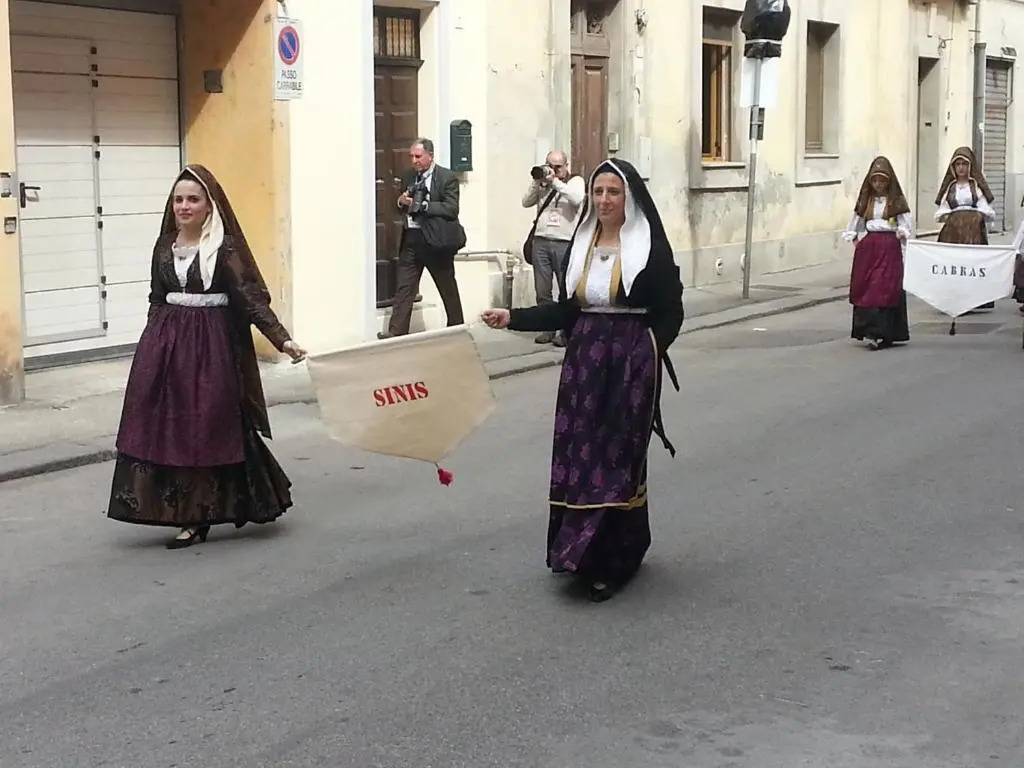 Affitacamere/Domo - Mari e Luci