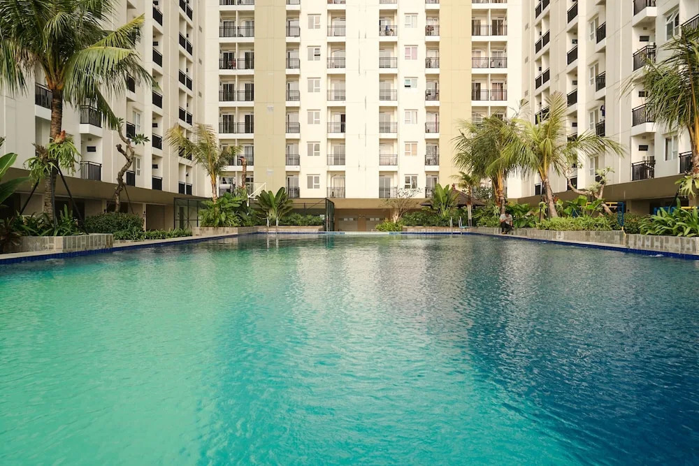 Homey and Comfy Studio Cinere Resort Apartment