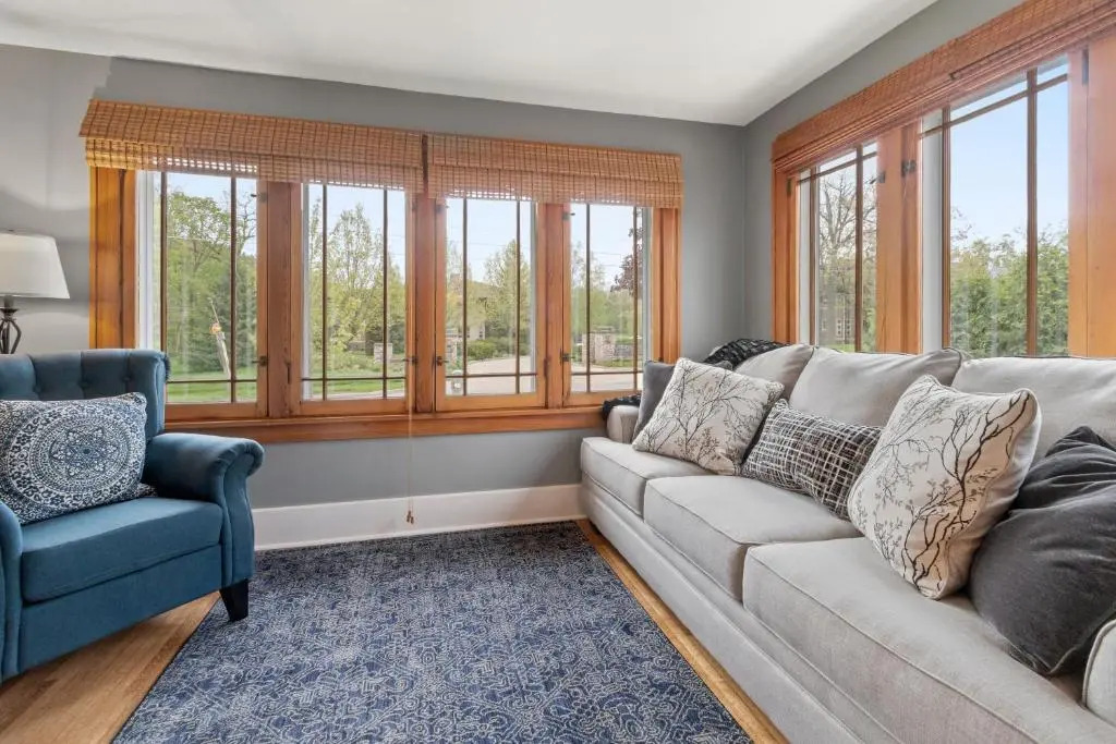 Gorgeous Downtown Bungalow, Walk Everywhere!!!