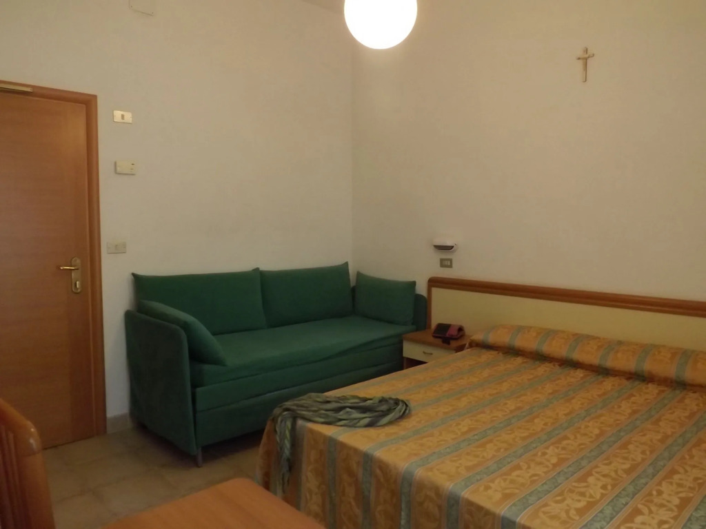 Hotel Thea