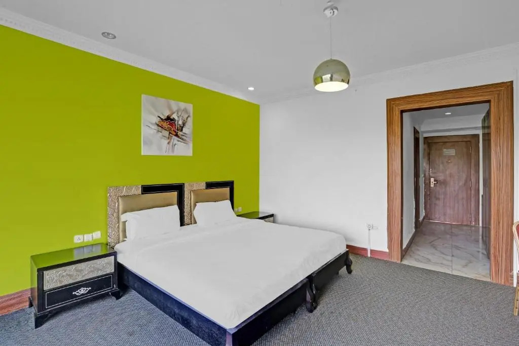 Townhouse Royal Palms Hotel - Daisy