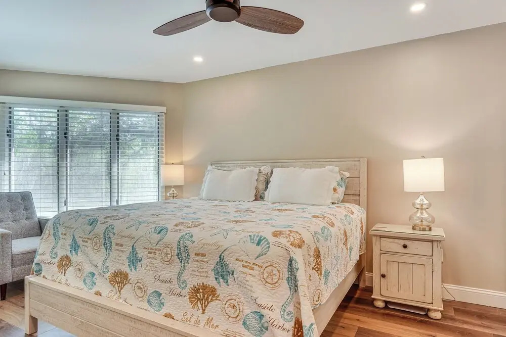 Blissful Kiawah Island Escape: Walk to the Beach!