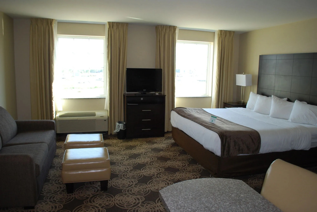 Landmark Suites - Williston