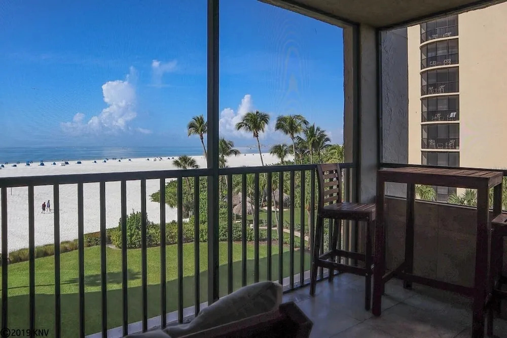 Sandarac 403b 2 Bedroom Condo