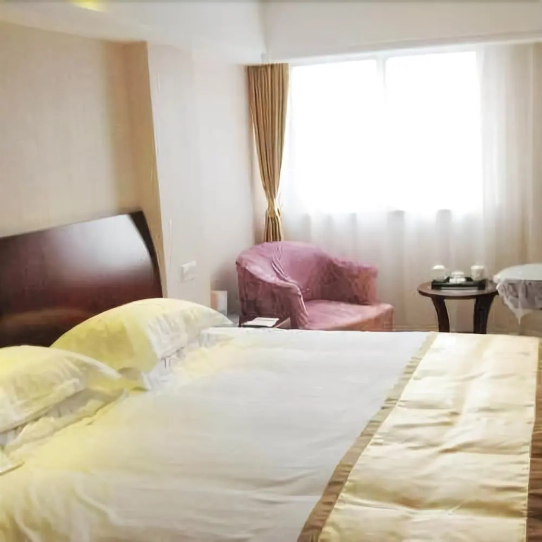 Jinlong Hotel