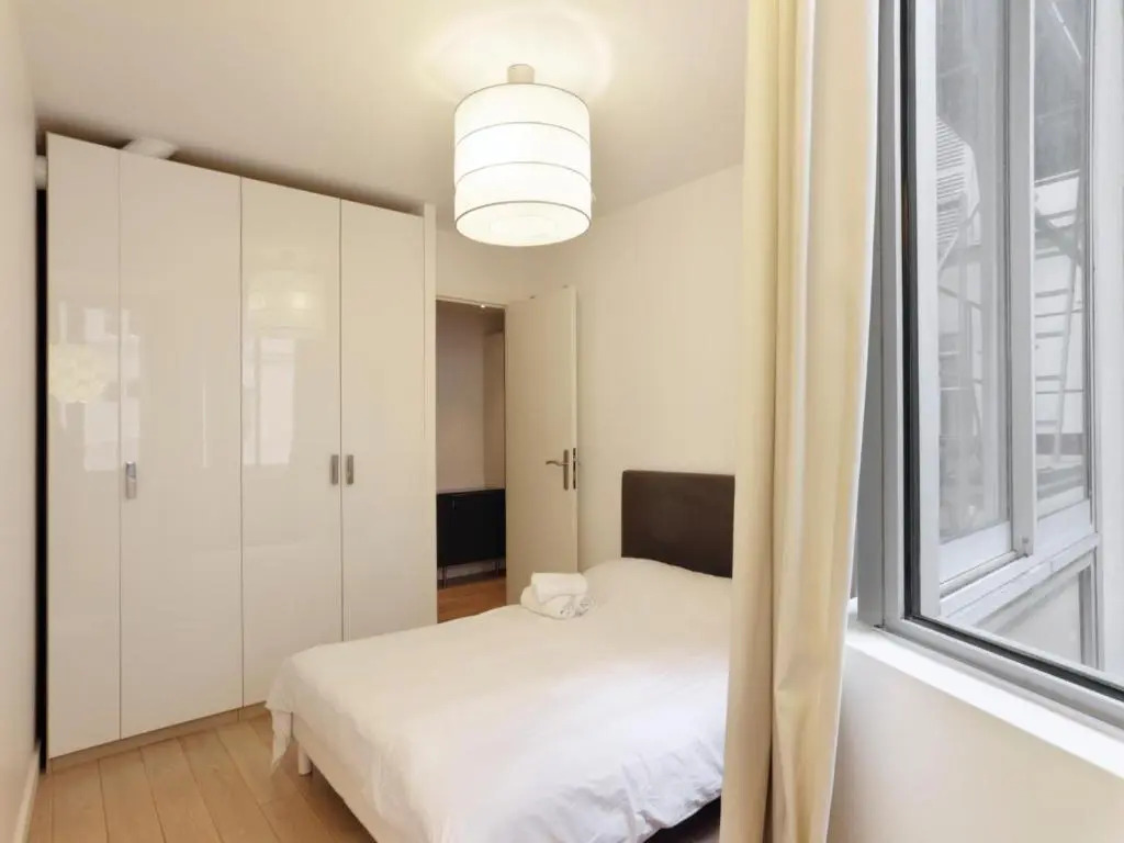 Sleek Apartments near Saint Germain