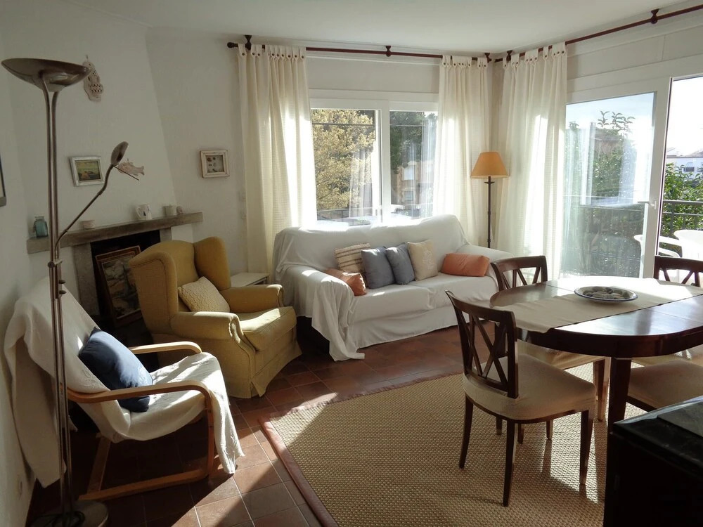 Aj-6 Calella DE Palafrugell 6 PAX