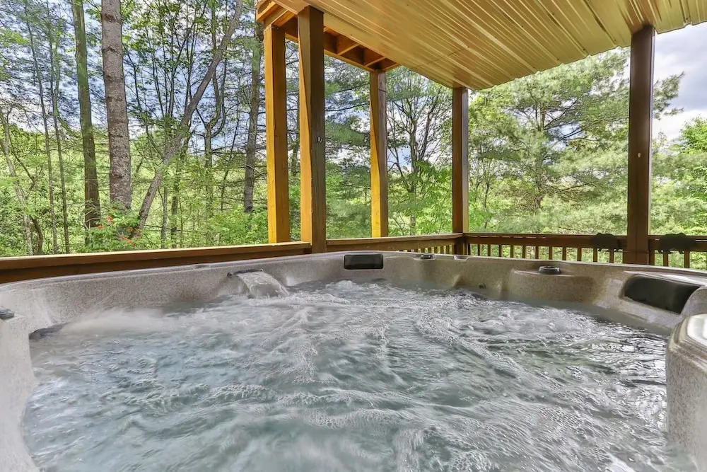 CHEROKEE SUNRISE LODGE Apartment 4 NEVAEH CABIN RENTALS