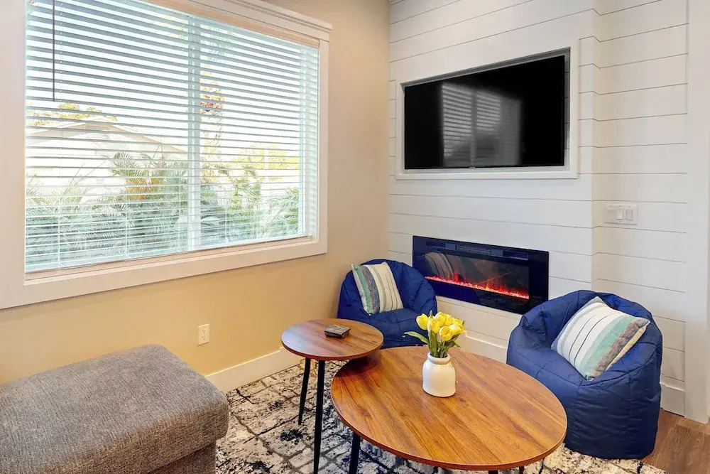 2BR Home w/ Horses, Close to Beach