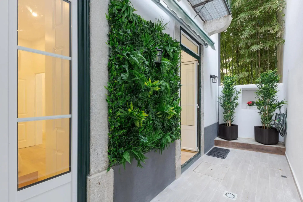Real Apartment by SublimeHouses