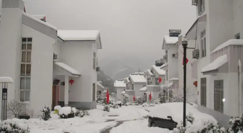 Huangshan No.19 Resort