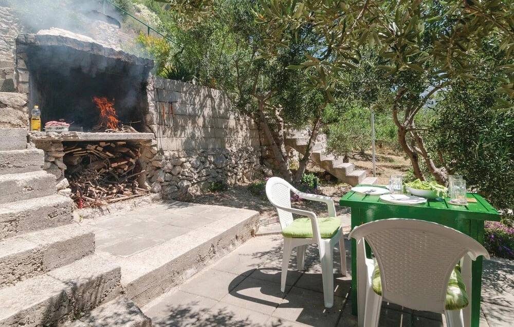 Nice Home in Pisak With Wifi and 3 Bedrooms
