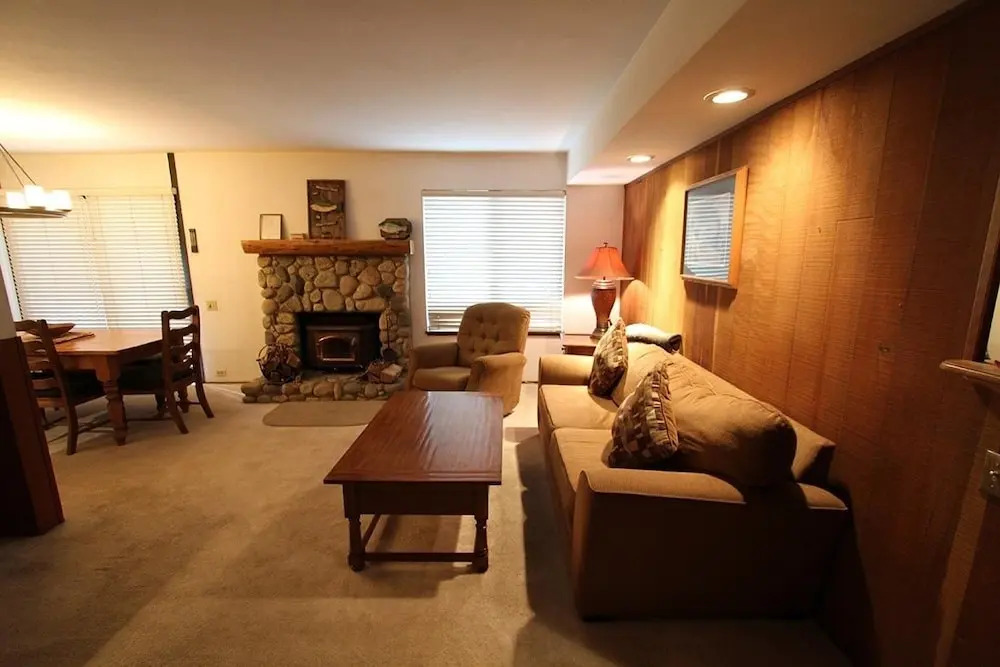 Horizons 4 159 2 Bedrooms 2 Bathrooms Condo