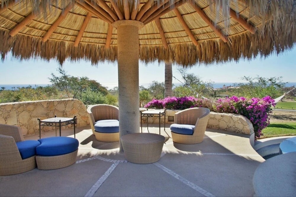 Villa Esquina - Split Level Villa With Ocean & Views