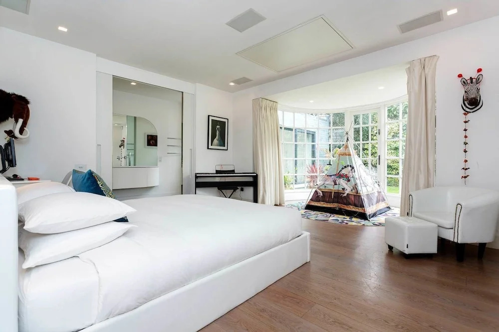 Luxury near Richmond Park