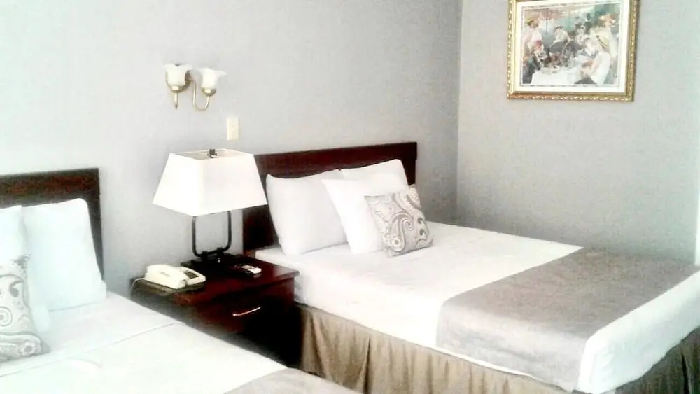 Hotel Ambassador