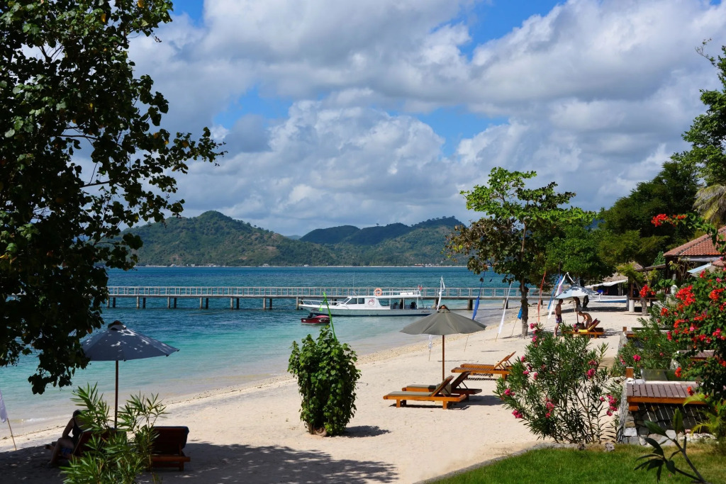 Cocotinos Sekotong, a Boutique Beach Resort & Spa