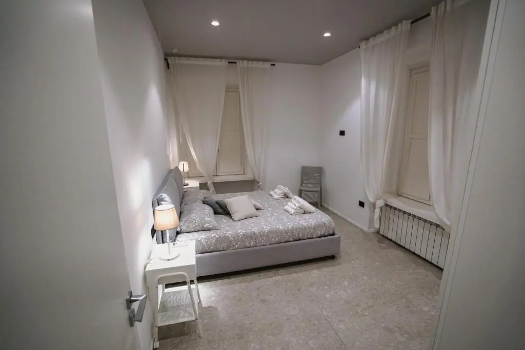 De Luca 6 Apartments