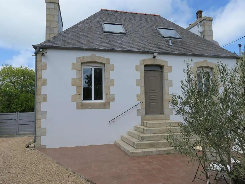 Maison de charme avec jardin, terrasse et WIFI, à 600m de la mer à Pleumeur-Bodou - FR-1-368-294