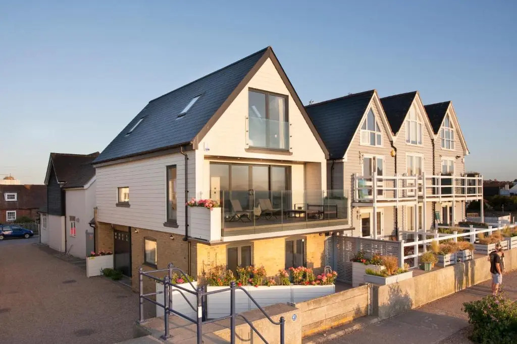 Sea Sunset Cottage