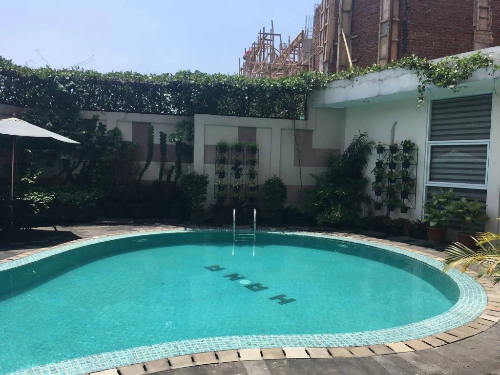 The Eight Hotel