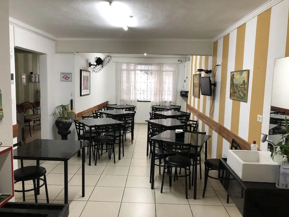 Hostel Ipê